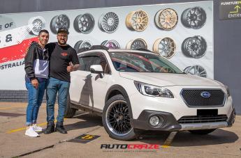 SUBARU OUTBACK OM 1 GLOSS BLACK WITH POLISH LIP